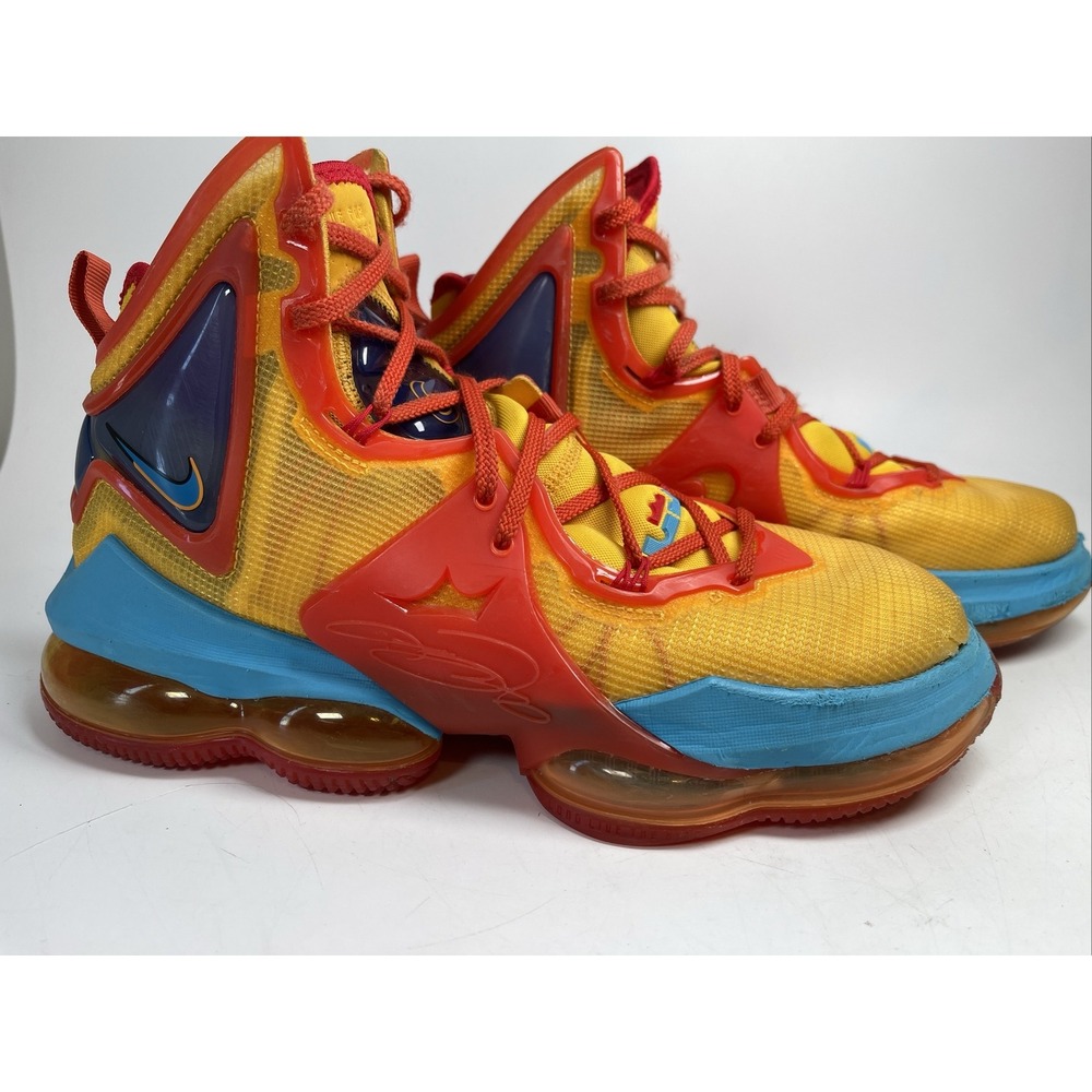 Nike Lebron 19 Space Jam Tune Squad Size 8.5